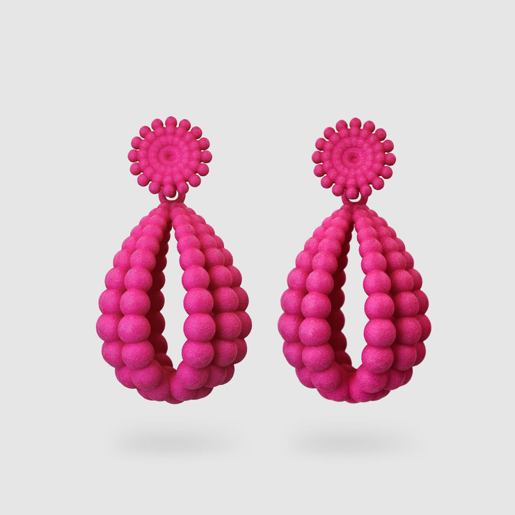 Show-stopping earrings from hand dyed durable bioplastic and silver .925 of the PHAOS collection. Made from a bio-based material derived from castor oil, these earrings take centre stage. Finished with our signature post fastening for all-day comfort on pierced ears.